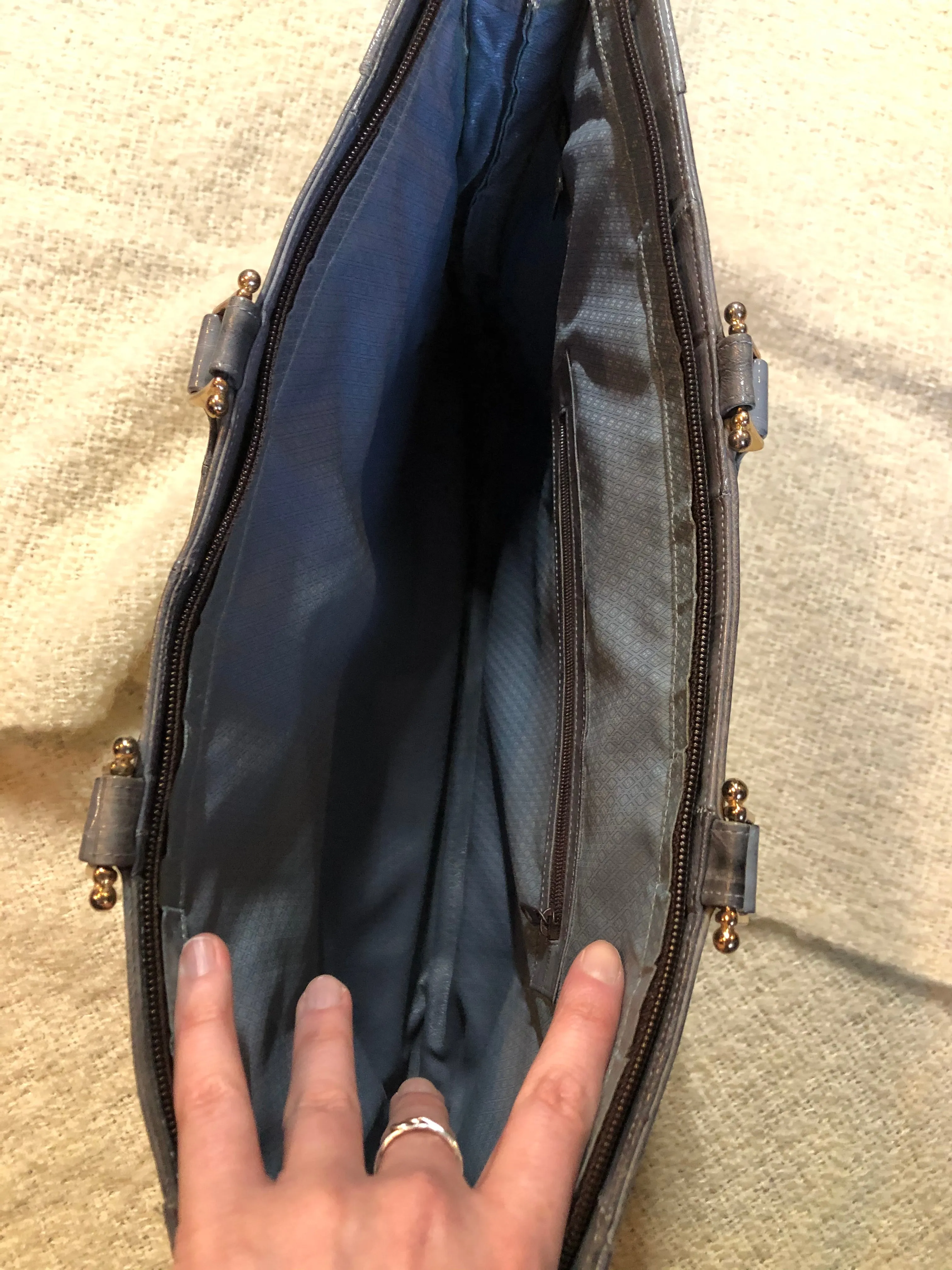 Borim Grey Eel Skin Bag