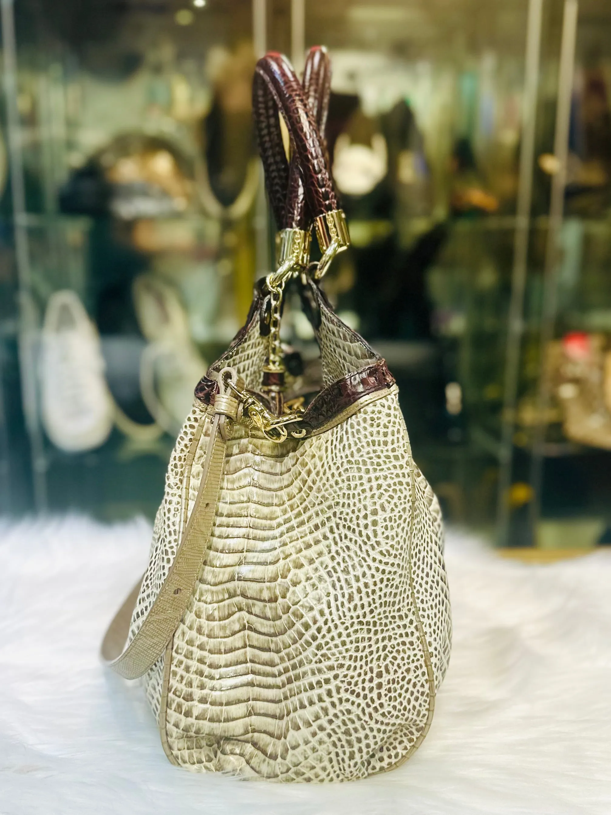 Brahmin Elisa Shoulder Bag Tri-color Creme Rhodes Embossed Leather   Tassel EUC (preowned)