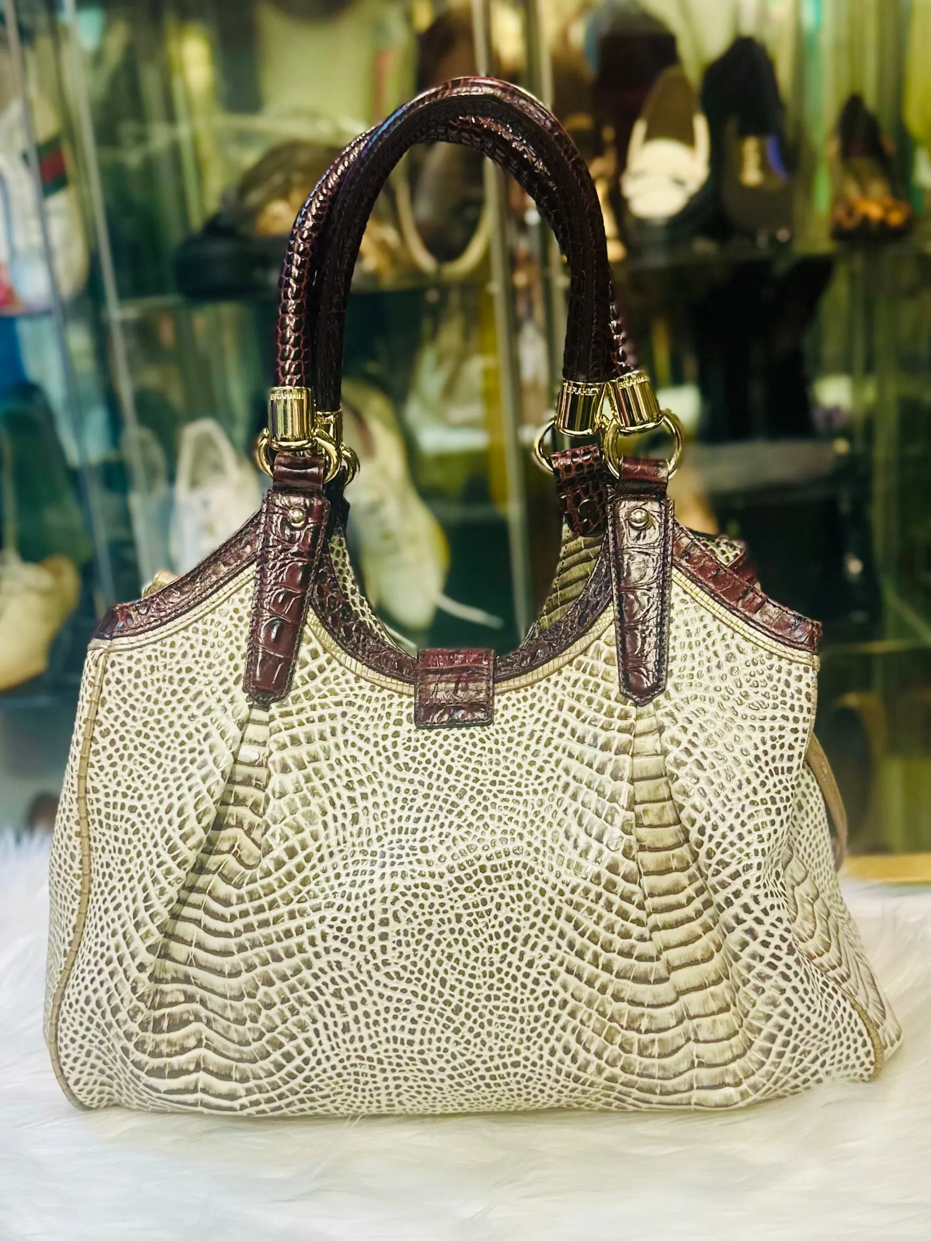 Brahmin Elisa Shoulder Bag Tri-color Creme Rhodes Embossed Leather   Tassel EUC (preowned)